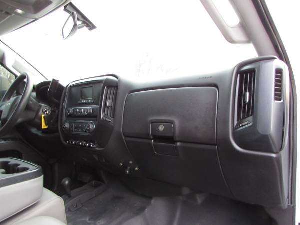 2017 Chevrolet Silverado 3500HD Crew Cab Dually 4WD - Duramax... for sale in Billings, MT – photo 18