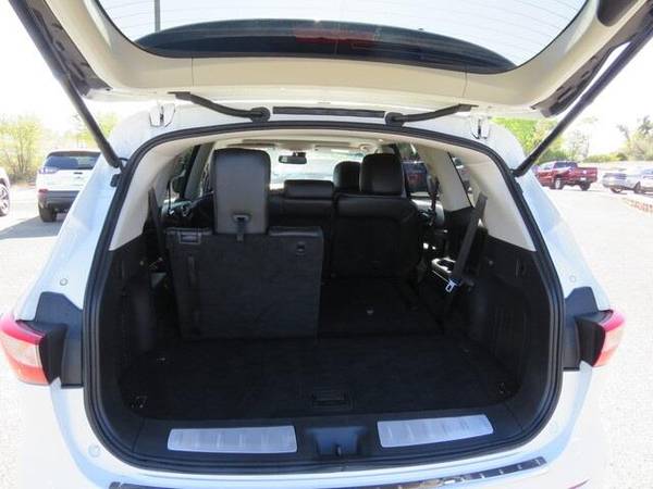 2015 INFINITI QX60 SUV Base (Majestic White) - - by for sale in Lakeport, CA – photo 23