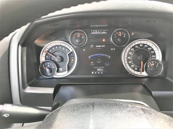 2019 RAM BIG HORN 4X2 CREW CAB PICK UP TRUCK LIKE NEW for sale in Fort Myers, FL – photo 13