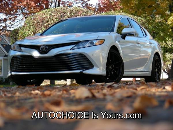 2018 Toyota Camry Hybrid XLE CVT - cars & trucks - by dealer -... for sale in College Place, WA – photo 2