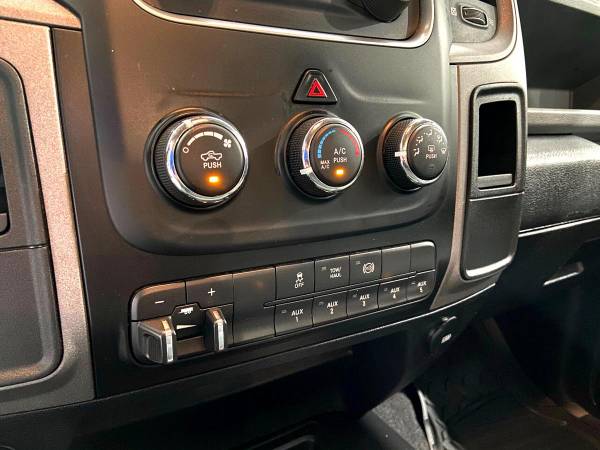 2018 Dodge Ram 3500 TRADESMAN CREW CAB 4X4 LWB DRW DIESEL AISIN for sale in Houston, TX – photo 9
