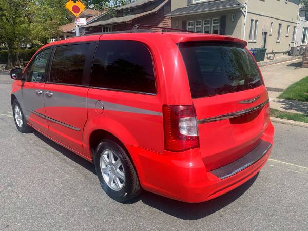 2013 Chrysler Town and Country L Minivan 4D mini van Cargo - cars & for sale in Brooklyn, NY – photo 5