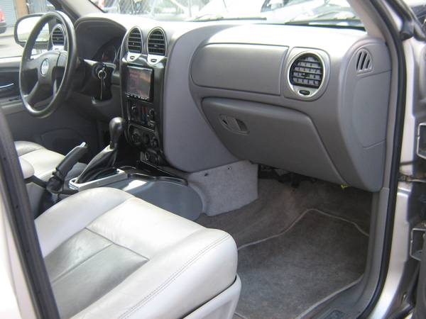 2005 GMC ENVOY - - by dealer - vehicle automotive sale for sale in STATEN ISLAND, NY – photo 11