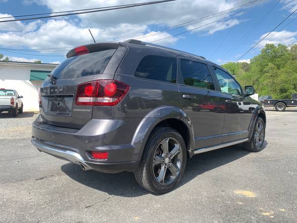 2015 Dodge Journey Crossroad - One Owner - Leather - 96K Miles - NC Suv for sale in Stokesdale, VA – photo 5