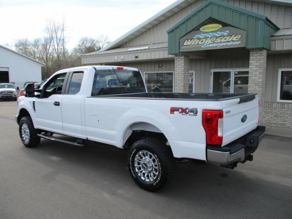 2019 ford f250 f-250 extended cab long box 4x4 gas 6 2 V8 4wd - cars for sale in Forest Lake, MN – photo 2