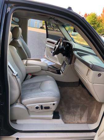 2003 Cadillac Escalade AWD, Runs Excellent, Great service history, for sale in Lake Oswego, OR – photo 20
