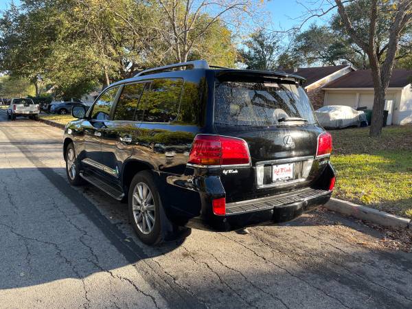 2011 LEXUS LX 570 * FULLY LOADED * 4WD * GREAT PRICE - cars & trucks... for sale in San Antonio, TX – photo 5