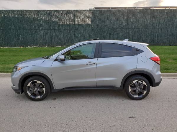 2018 Honda HR-V - cars & trucks - by owner - vehicle automotive sale for sale in Bridgeview, IL – photo 2