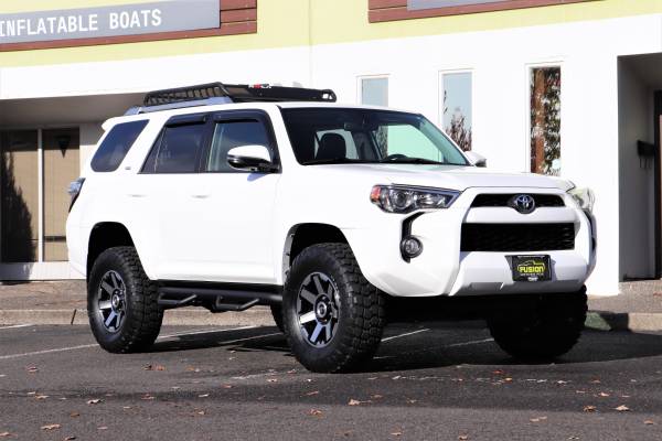 2016 TOYOTA 4RUNNER SR5 PREMIUM *LOADED *LIFTED - cars & trucks - by... for sale in Portland, OR – photo 2