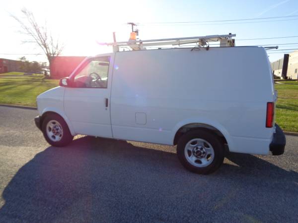 2005 GMC Safari Cargo 3dr Extended Only 50K Miles - cars & trucks -... for sale in Palmyra, NJ, 08065, PA – photo 5