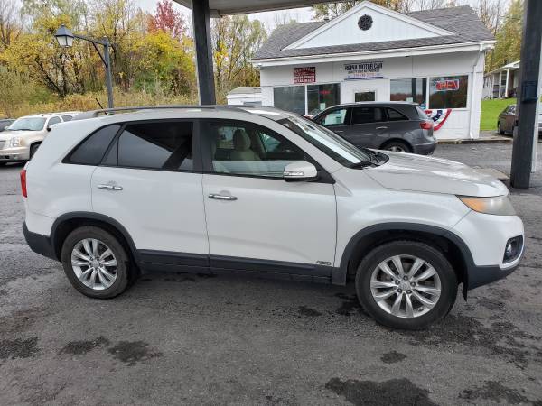 2011 Kia Sorrento AWD V6 Pennsylvania Two Owners No Accidents - cars... for sale in Oswego, NY – photo 5