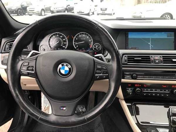 2012 BMW 5 Series 4dr Sdn 550i xDrive AWD - cars & trucks - by... for sale in Hermantown, MN – photo 17