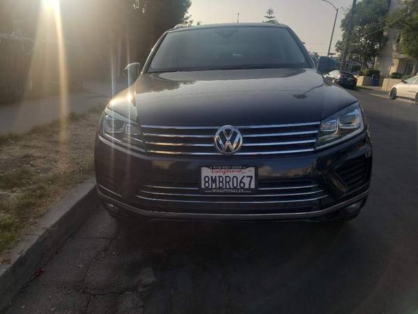 2016 Volkswagen Touareg VR6 Luxury pkg - cars & trucks - by owner -... for sale in Los Angeles, CA – photo 2