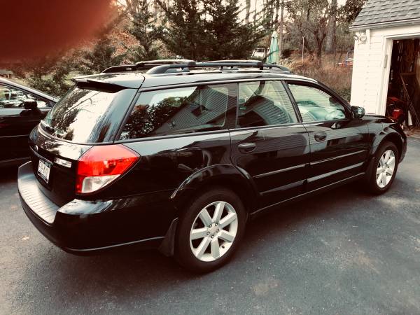 Subaru Outback 2.5i MANUAL - cars & trucks - by owner - vehicle... for sale in Pleasantville, NY – photo 2