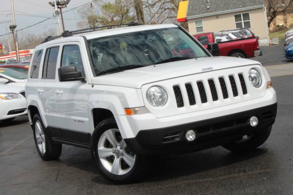 2014 JEEP PATRIOT LATITUDE Heated Seats 90 DAY WARRANTY for sale in Highland, IL