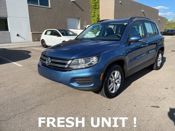 2017 Volkswagen Tiguan - - by dealer - vehicle for sale in Dayton, OH – photo 2