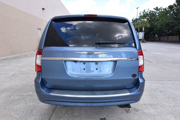 2011 Chrysler Town & Country wheelchair handicap accessible van for sale in New Port Richey , FL – photo 5