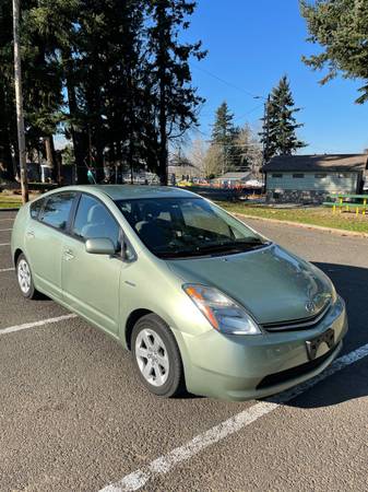 2007 Toyota Prius Clean Title Low Miles - cars & trucks - by owner -... for sale in Troutdale, OR – photo 3