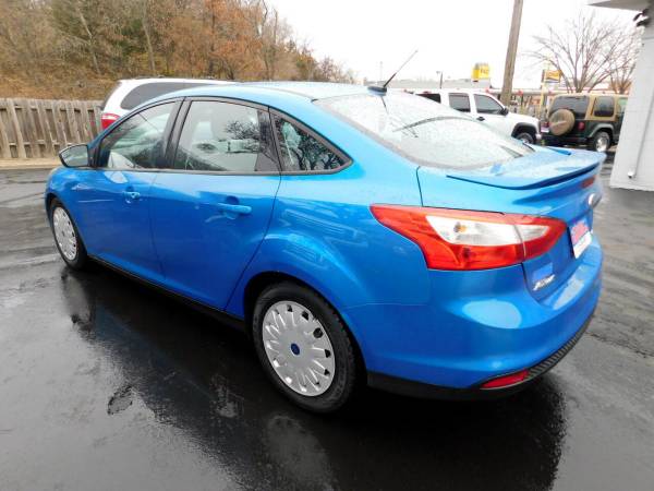 2014 Ford Focus 4dr Sdn SE -3 DAY SALE!!! - cars & trucks - by... for sale in Merriam, MO – photo 6