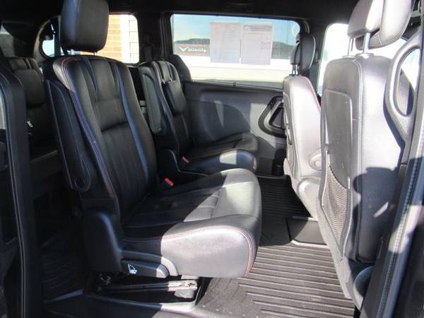 2018 Dodge Grand Caravan Passenger - 3mo/3000 mile warranty!! - cars... for sale in York, NE – photo 13