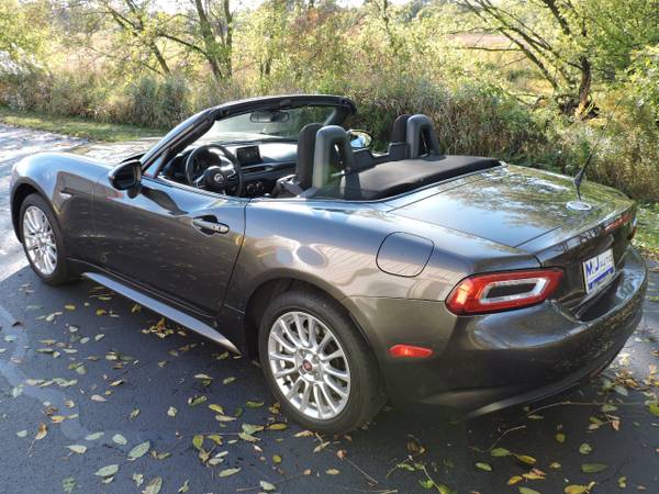 2017 Fiat 124 Spider Classica Convertible - - by for sale in Hartford, WI – photo 19