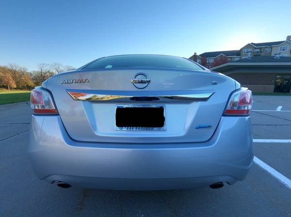 2014 Nissan Altima 2.5S - cars & trucks - by owner - vehicle... for sale in WAUKEE, IA – photo 3