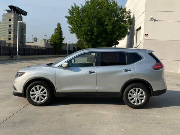 2015 Nissan Rogue 4-Cyl. 54k Low Miles - cars & trucks - by dealer -... for sale in Panorama City, CA – photo 4