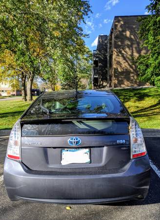 2010 Toyota Prius IV for sale in Saint Paul, MN – photo 3