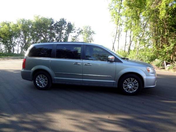 2013 Chrysler Town & Country Touring-L - cars & trucks - by dealer -... for sale in Shakopee, MN – photo 2