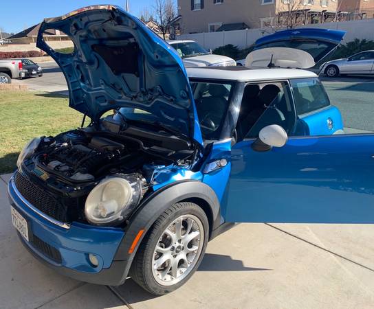 2008 Mini Cooper S - cars & trucks - by owner - vehicle automotive... for sale in Tehachapi, CA – photo 2