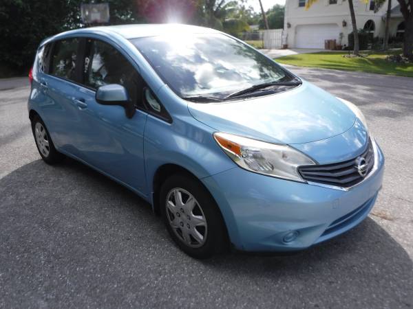 2014 NISSAN VERSA NOTE LOW MILES NICE - cars & trucks - by owner -... for sale in Naples, FL – photo 2