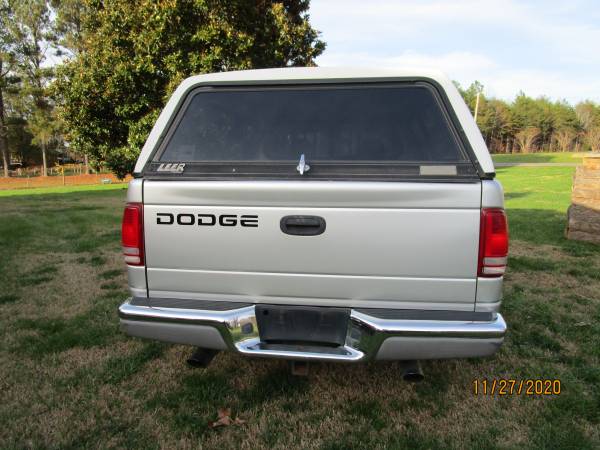 2002 Dodge Dakota SLT King Truck - cars & trucks - by owner -... for sale in Cherryville, NC – photo 3