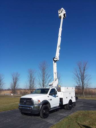 45' 2012 Dodge Ram 5500 Diesel Bucket Boom Lift Truck ALTEC AT37G -... for sale in Gilberts, TX – photo 2
