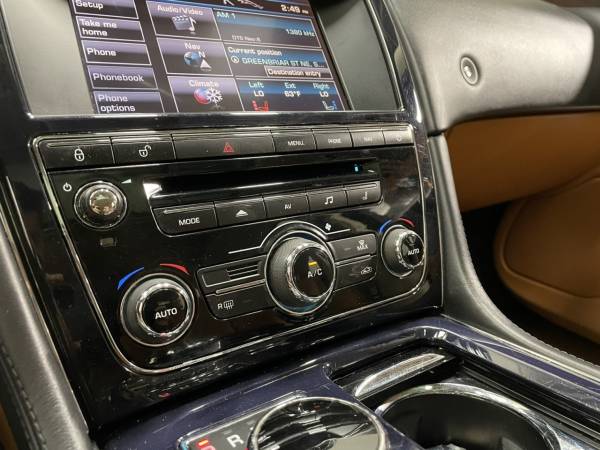 2012 Jaguar XJ XJL Portfolio Bowers & Wilkins Sound Visibility Pkg for sale in Salem, OR – photo 17