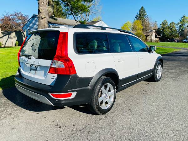 2008 VOLVO XC70 3 2 WAGON ( CLEAN CARFAX ) - - by for sale in West Sand Lake, NY – photo 6