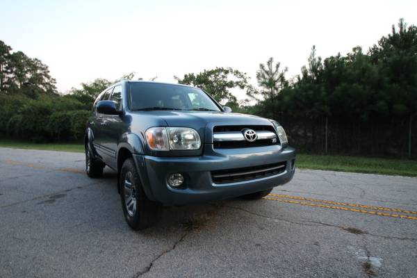 2005 TOYOTA SEQUOIA LIMITED 4X4 3RD ROW for sale in Garner, NC – photo 6
