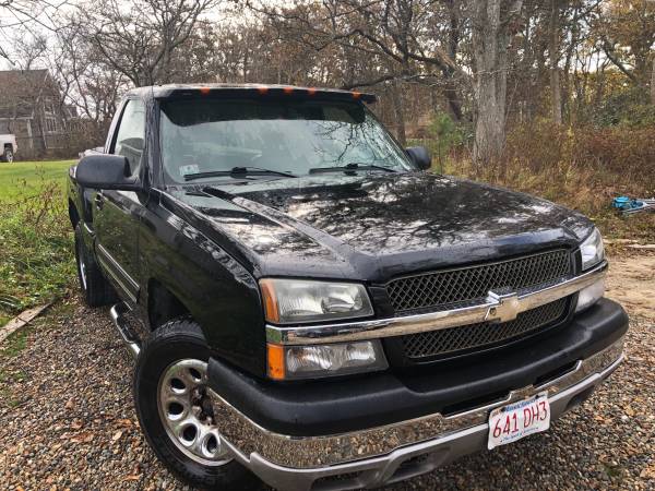 2005 Chevy Silverado 4WD 72000 miles. Original owner for sale in Plymouth, MA – photo 2