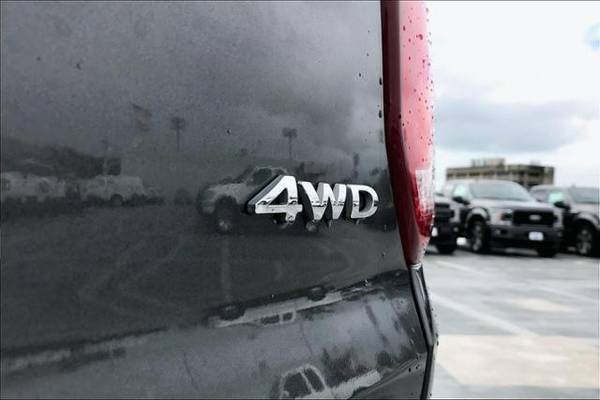 2018 Ford Explorer 4x4 XLT 4WD SUV - cars & trucks - by dealer -... for sale in Honolulu, HI – photo 7