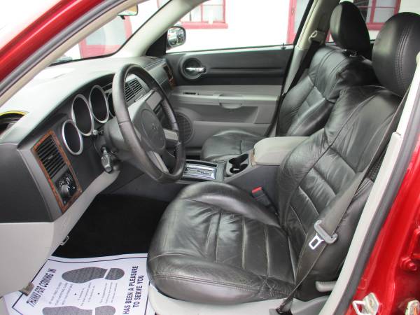 2007 Dodge Magnum SXT ** Cromes Wheel/Clean Title & Carfax** for sale in Roanoke, VA – photo 11