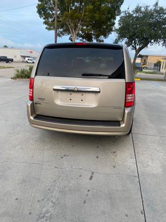 2009 Chrysler Town and Country - cars & trucks - by owner - vehicle... for sale in Naples, FL – photo 4