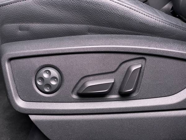 2019 Audi SQ5 Prestige Sport Utility 4D suv Gray - FINANCE ONLINE -... for sale in Houston, TX – photo 23