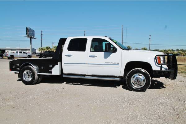 2014 GMC 3500 DENALI 4X4 - SKIRTED FLATBED -LOW MILES -LOADED - TX... for sale in Liberty Hill, NM – photo 16