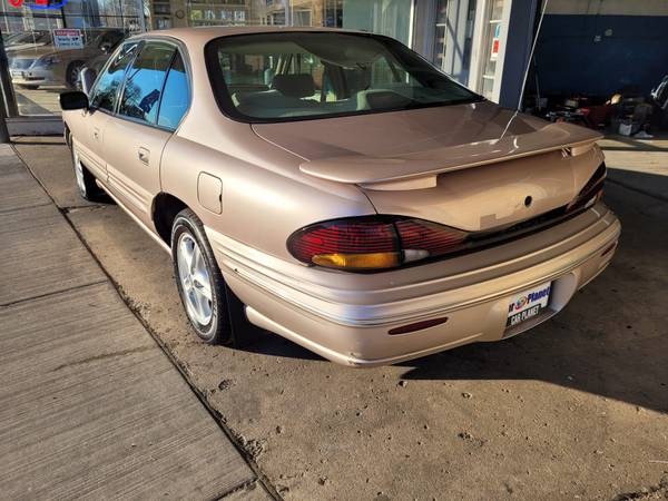 1998 PONTIAC BONNEVILLE - - by dealer - vehicle for sale in MILWAUKEE WI 53209, WI – photo 8
