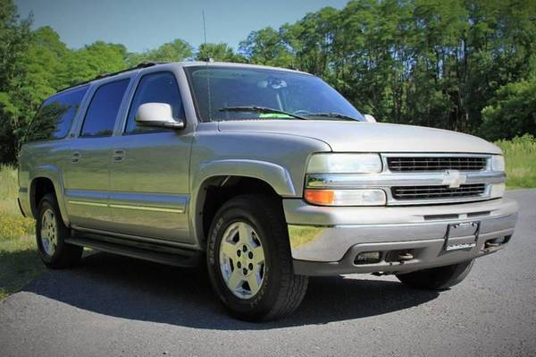 2004 CHEVROLET SUBURBALT 4X4 LOADED! SERVICE HISTORY! 3Rd Row Seating! for sale in Glenmont, NY – photo 9