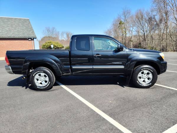 2008 Toyota Tacoma V6 4X4 - NEW FRAME! for sale in Milford, CT – photo 3