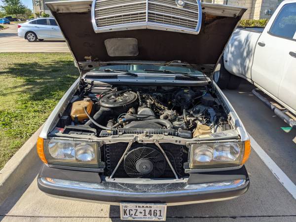 mercedes benz 300CDT 1985 for sale in Fort Worth, TX – photo 8