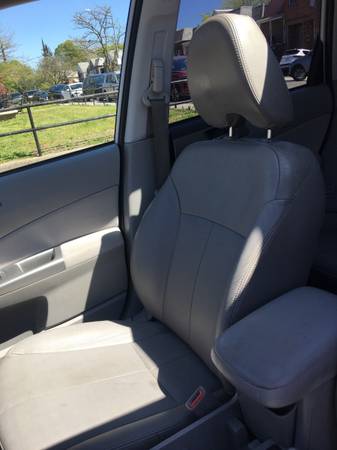 Subaru Forester Premium limited 2009 white/leather/navi - cars & for sale in Corona, NY – photo 17
