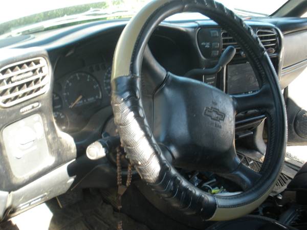 2003 Chevy S10 Pickup Truck for Parts 4 3L, Auto, 4 Wheel - cars & for sale in Golf, IL – photo 15