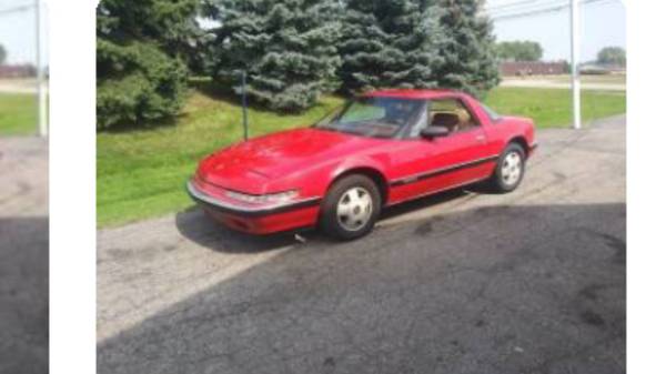 1989 BUICK REATTA..2 dr well maintained..drives super.COLLECTOR CAR. for sale in Clinton Township, MI