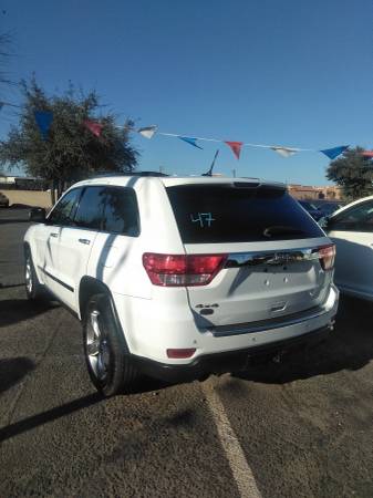 2013 jeep grand cherokee overland 4x4 HEMI,,two owners clean carfax... for sale in Glendale, AZ – photo 6